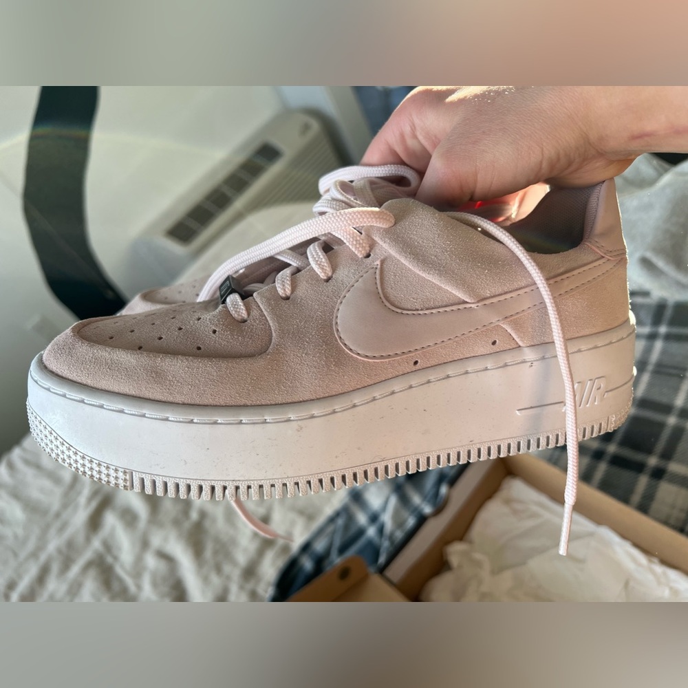 Nike Air Force 1